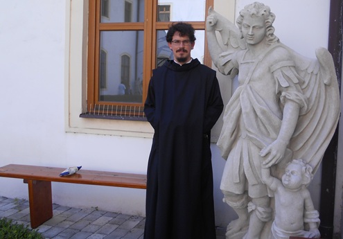Brat Filip Boška OH v záhrade milosrdných bratov v Bratislave.